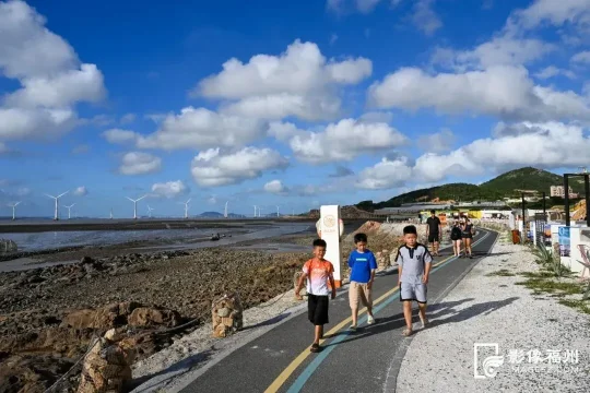 福州福清三山镇启幕赶海季:千年石沪文化焕新登场(图9) 福州福清三山镇启幕赶海季:千年石沪文化焕新登场(图9)