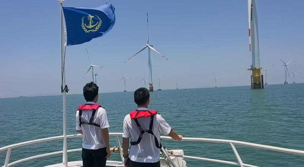 台风红霞将登陆粤闽沿海,海事部门紧急检查船只防台风(图2) 台风红霞将登陆粤闽沿海,海事部门紧急检查船只防台风(图2)