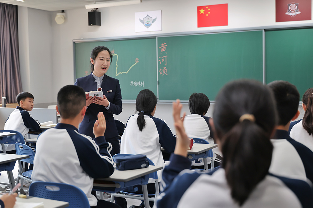 基础教育为何是强国根基?总书记这样强调(图1) 基础教育为何是强国根基?总书记这样强调(图1)