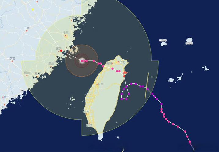 台风红霞逼近粤闽沿海,福建紧急启动三级防台响应(图1) 台风红霞逼近粤闽沿海,福建紧急启动三级防台响应(图1)