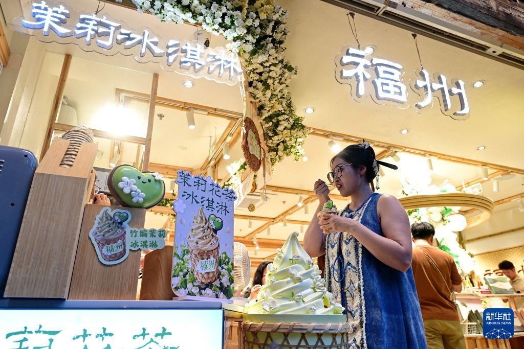 福州茉莉花茶非遗工坊开放体验,茶旅融合新玩法(图8) 福州茉莉花茶非遗工坊开放体验,茶旅融合新玩法(图8)