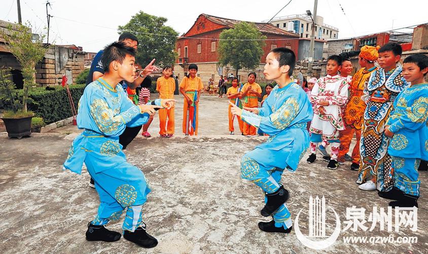 高甲戏发源地岑兜村,周六免费学戏,想学传统戏曲的赶紧来(图1) 高甲戏发源地岑兜村,周六免费学戏,想学传统戏曲的赶紧来(图1)