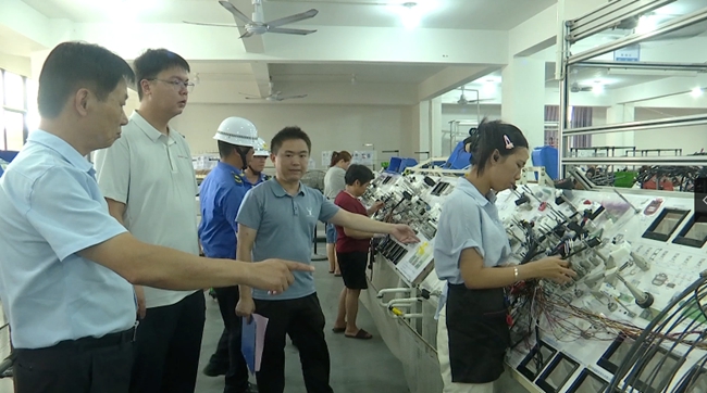 企业商铺必备安全装备,拆窗破网保命通道,安溪安全生产整改指南(图2) 企业商铺必备安全装备,拆窗破网保命通道,安溪安全生产整改指南(图2)