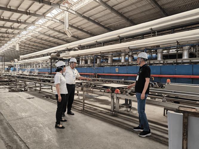 陶瓷企业转型贷款来了！泉州银行首笔1600万支持低碳生产线
