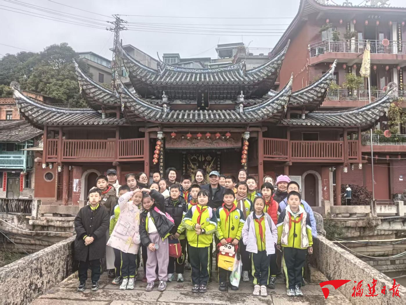 守桥人池秋荣:二十年守护古桥,助力两岸交流(图5) 守桥人池秋荣:二十年守护古桥,助力两岸交流(图5)