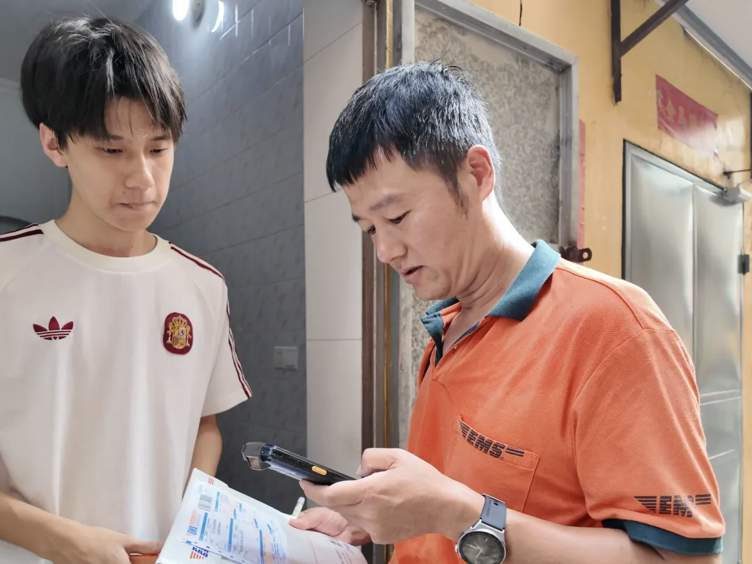 北大录取通知书送达！长泰一中毕业生汤睿杰圆梦药学专业(图1)