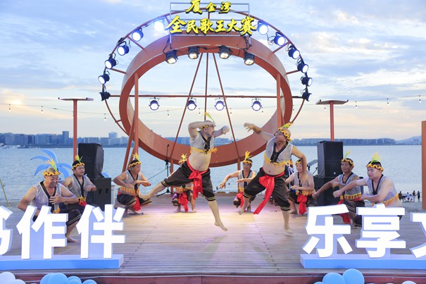 福州视角下的两岸文学新实践:第十四届海峡两岸文学笔会在厦门翔安启幕(图2) 福州视角下的两岸文学新实践:第十四届海峡两岸文学笔会在厦门翔安启幕(图2)