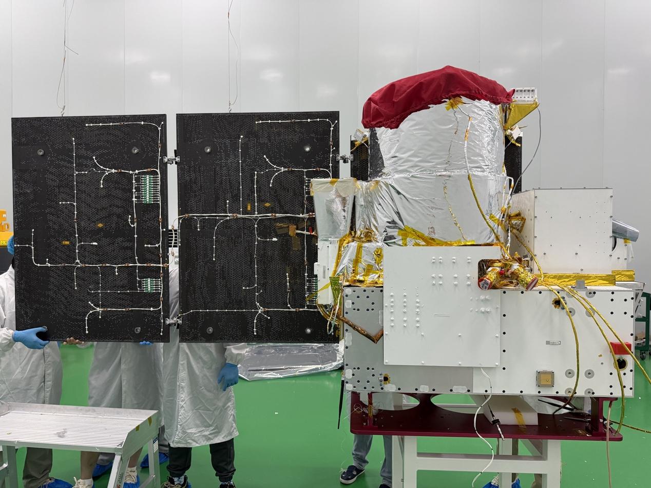 福州见证中国太空AI新突破:“云尖沐曦号”与星火传明卫星双星升空(图4) 福州见证中国太空AI新突破:“云尖沐曦号”与星火传明卫星双星升空(图4)