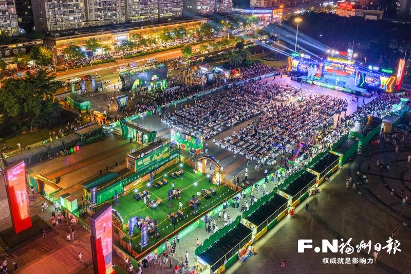 连江青岛啤酒节开幕!海鲜美食狂欢5天,夏日必去(图1) 连江青岛啤酒节开幕!海鲜美食狂欢5天,夏日必去(图1)