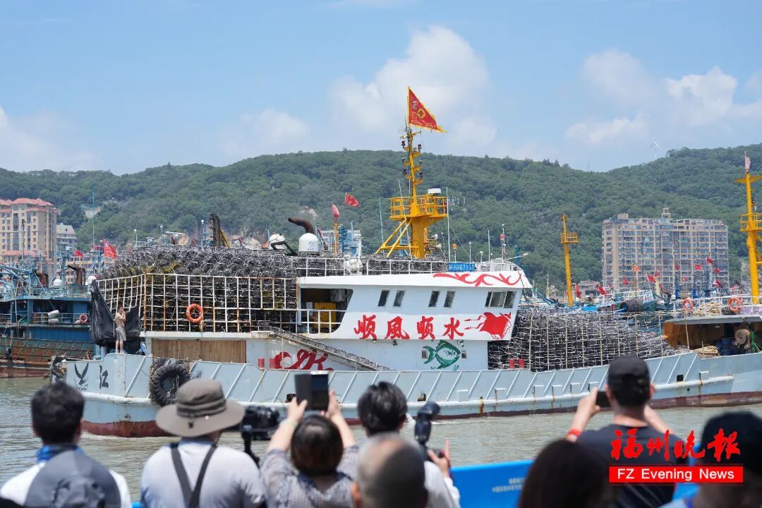 福州开渔盛况启幕连江渔业丰收节 世界渔都海鲜节鲜货即将上桌(图14) 福州开渔盛况启幕连江渔业丰收节 世界渔都海鲜节鲜货即将上桌(图14)