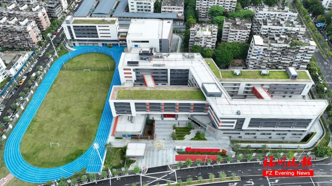 福州十八中五里亭校区正式启用:2100个高中学位落地晋安(图1) 福州十八中五里亭校区正式启用:2100个高中学位落地晋安(图1)