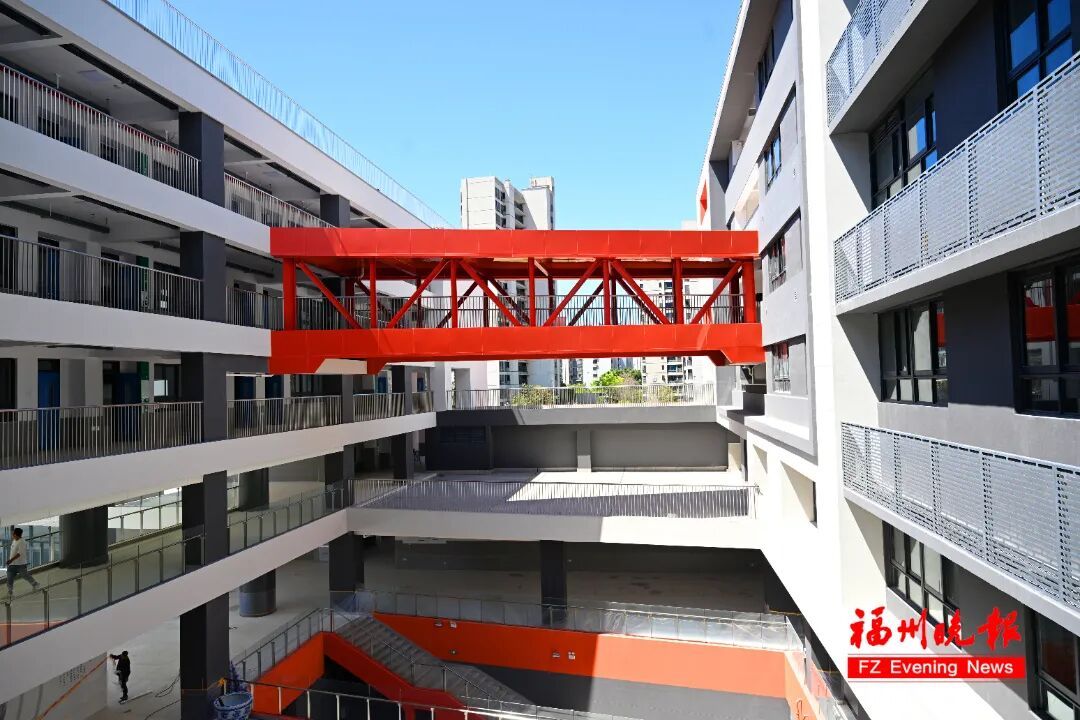 福州十八中五里亭校区正式启用:2100个高中学位落地晋安(图7) 福州十八中五里亭校区正式启用:2100个高中学位落地晋安(图7)