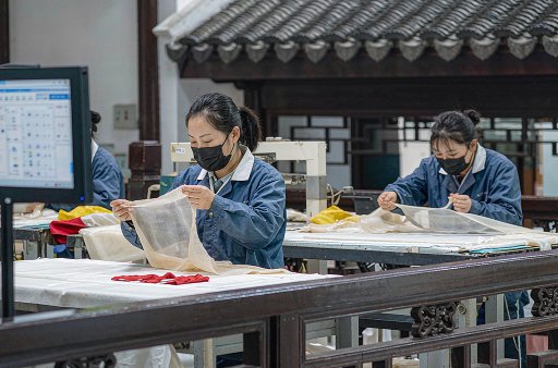 福州观察｜福建纺织业转型进行时：泉州晋江制造集群的破局之路(图2)