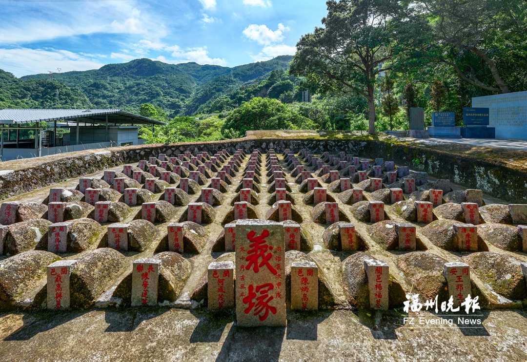 福州闽安虎头山戍台将士墓群:152年前135名福建水师英烈长眠于此(图1) 福州闽安虎头山戍台将士墓群:152年前135名福建水师英烈长眠于此(图1)