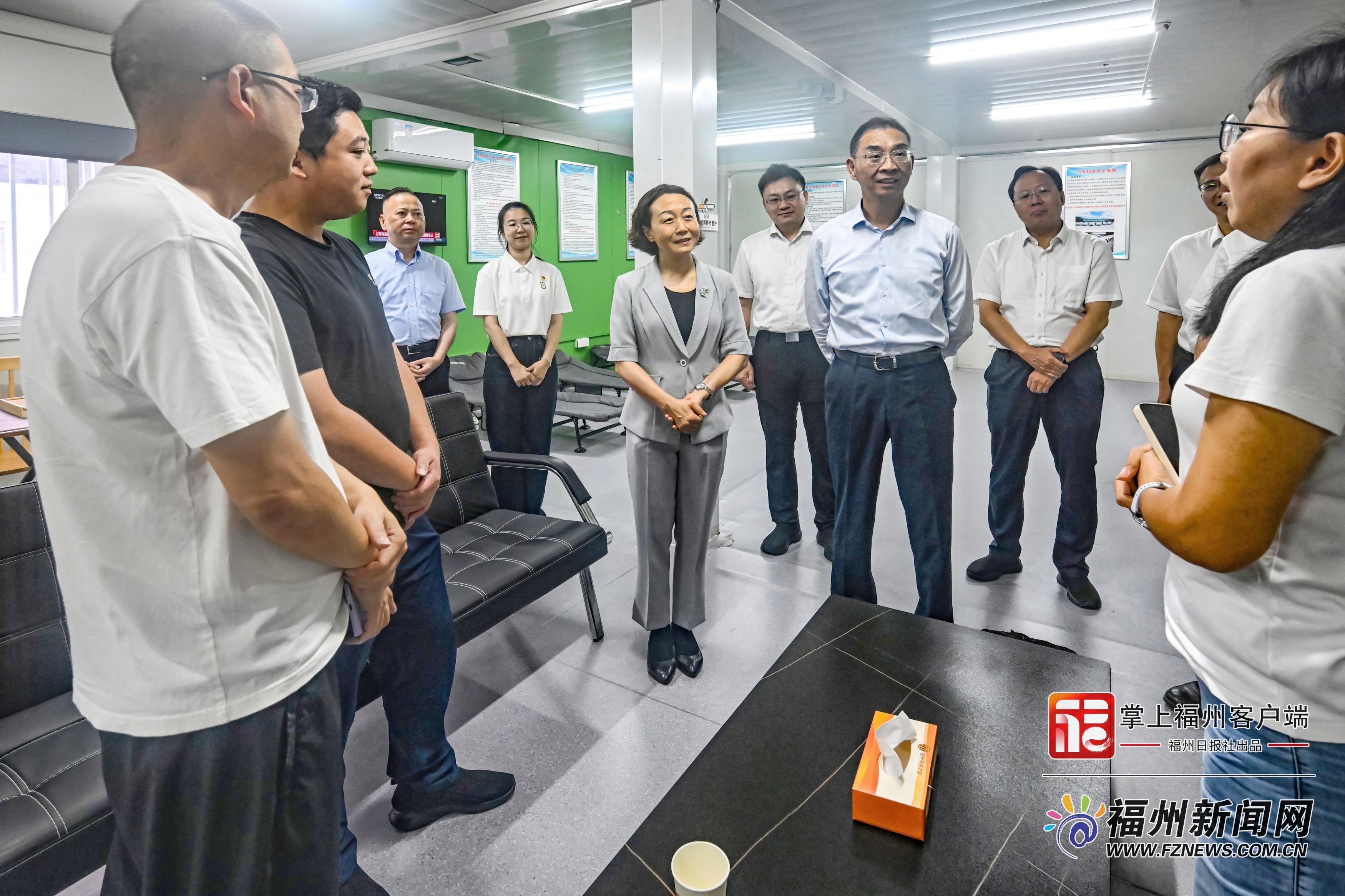 福州推堡垒工程助新就业群体,社会工作如何更贴心?(图1) 福州推堡垒工程助新就业群体,社会工作如何更贴心?(图1)