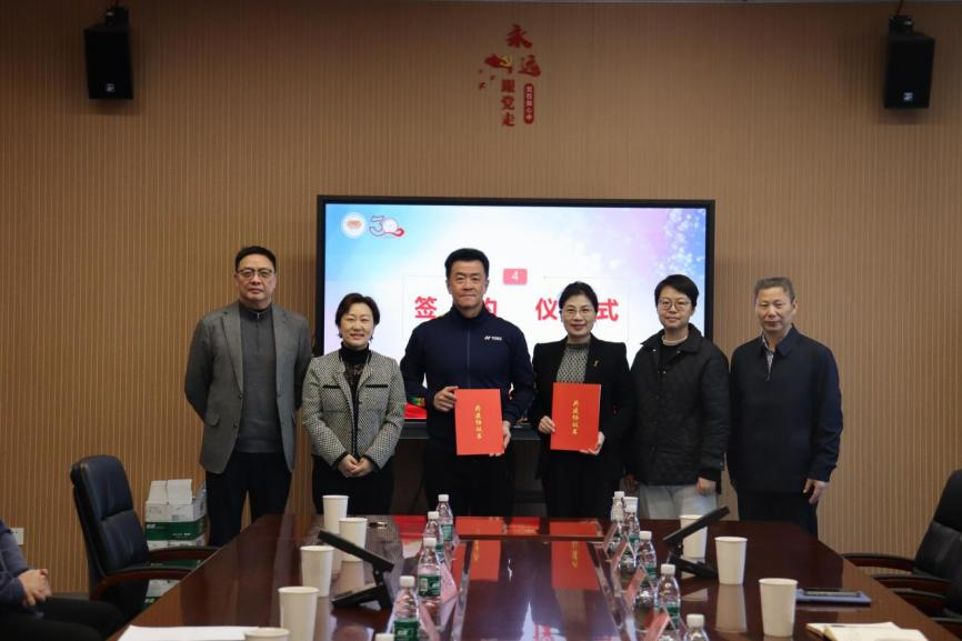 闽台棒垒球联动学校推进会 高规格背后有何深意(图6) 闽台棒垒球联动学校推进会 高规格背后有何深意(图6)