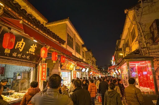 福州夜经济怎么热起来 从达明路夜市到闽江夜游(图1)