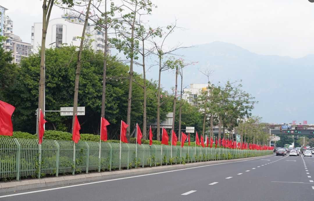 晋安国庆中国红哪里看?商圈街道公园全换上盛装(图8) 晋安国庆中国红哪里看?商圈街道公园全换上盛装(图8)