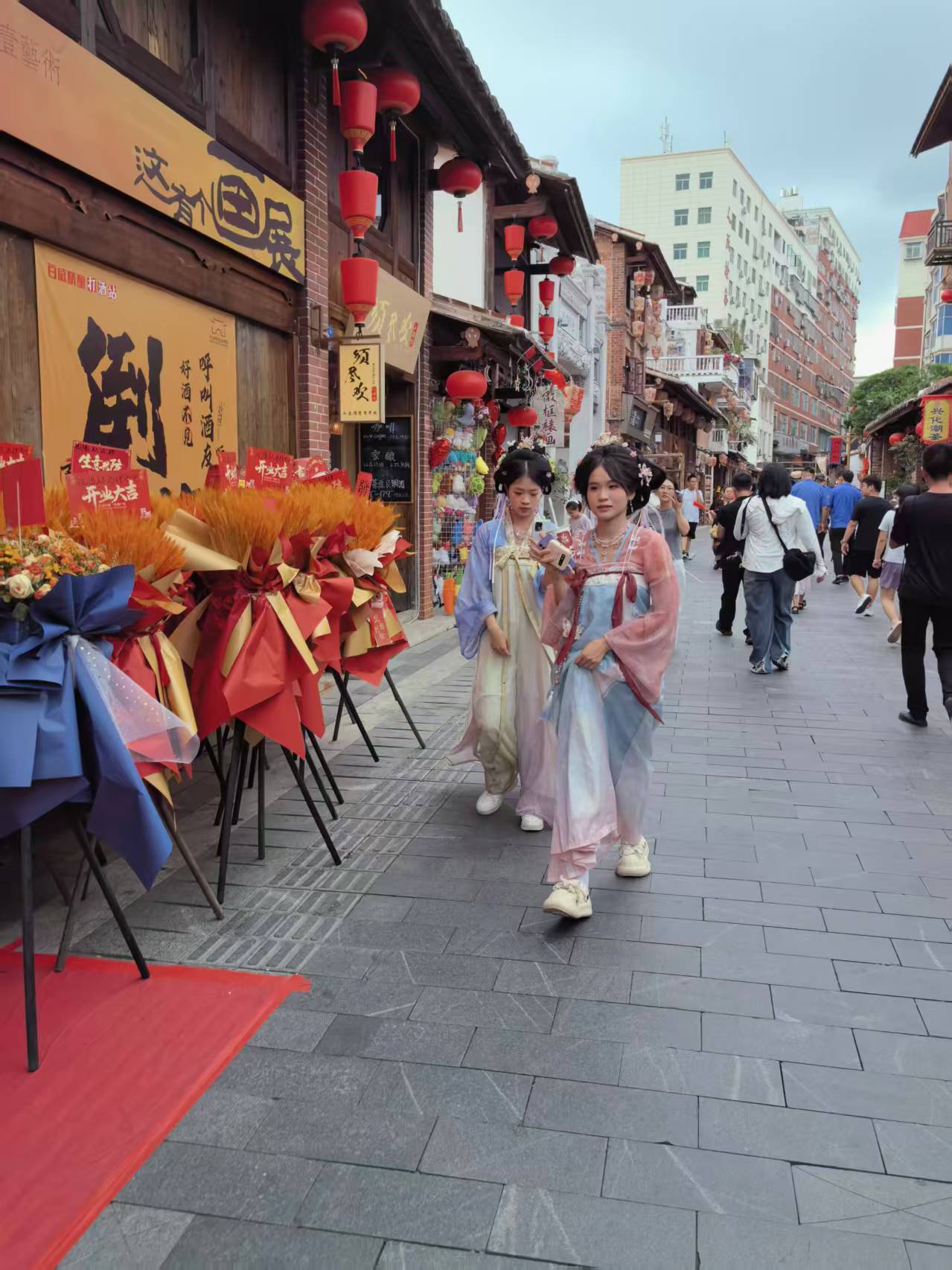 莆田双节消费补贴:超亿以旧换新+新车购置,16商场夜市折扣(图3) 莆田双节消费补贴:超亿以旧换新+新车购置,16商场夜市折扣(图3)