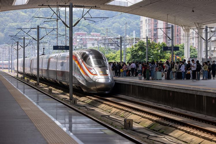 中秋福建坐火车?南铁加开154列列车,高铁出行攻略看这里(图2) 中秋福建坐火车?南铁加开154列列车,高铁出行攻略看这里(图2)