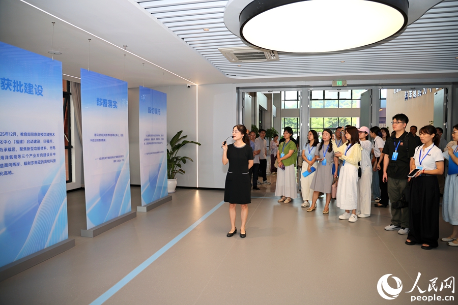 厦门央媒探访:火炬高新区创新实践(图2) 厦门央媒探访:火炬高新区创新实践(图2)
