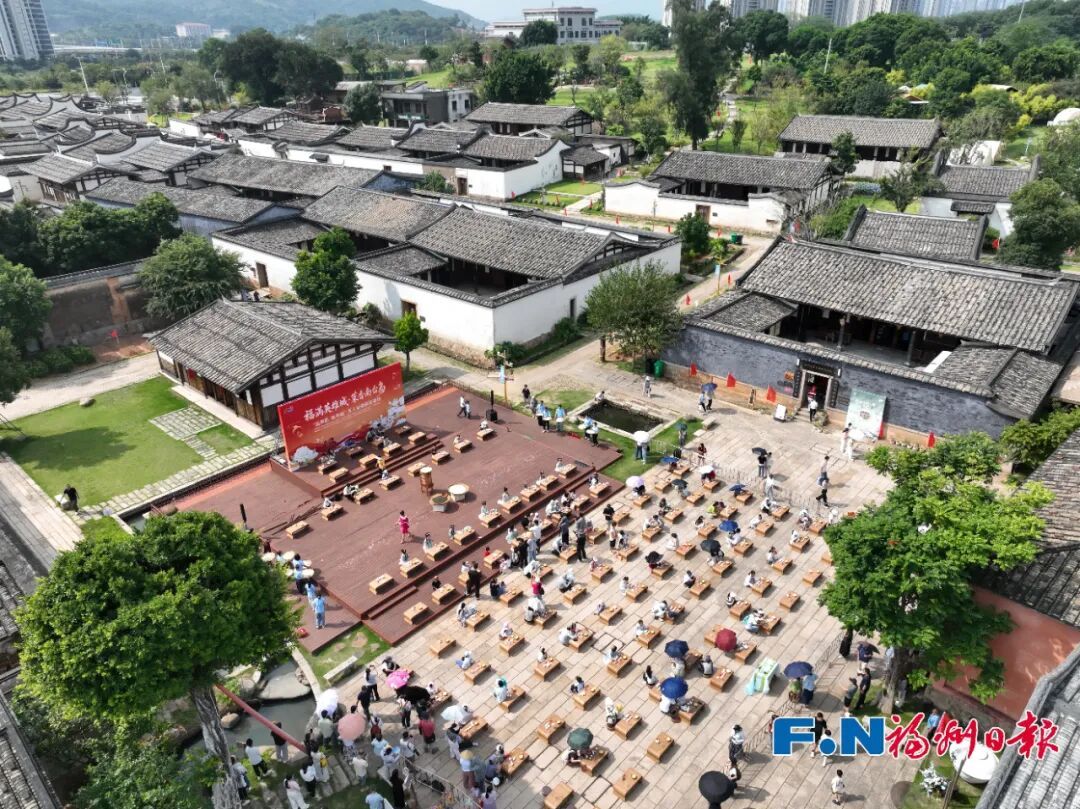 福州国庆哪里热闹?五一广场看升旗,全城红旗飘扬(图25) 福州国庆哪里热闹?五一广场看升旗,全城红旗飘扬(图25)