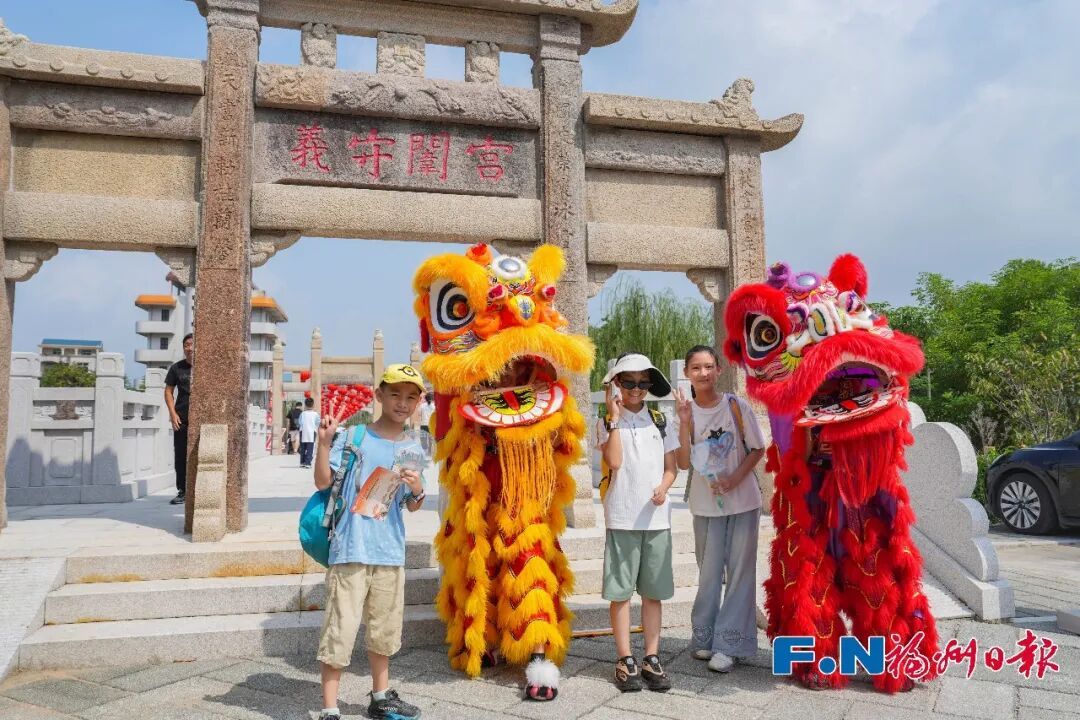 福州国庆哪里热闹?五一广场看升旗,全城红旗飘扬(图32) 福州国庆哪里热闹?五一广场看升旗,全城红旗飘扬(图32)