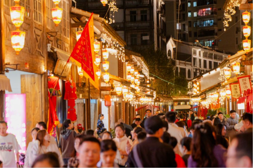 福建国庆旅游去哪玩?福州三条簪泉州簪花围非遗旅拍体验攻略(图17) 福建国庆旅游去哪玩?福州三条簪泉州簪花围非遗旅拍体验攻略(图17)