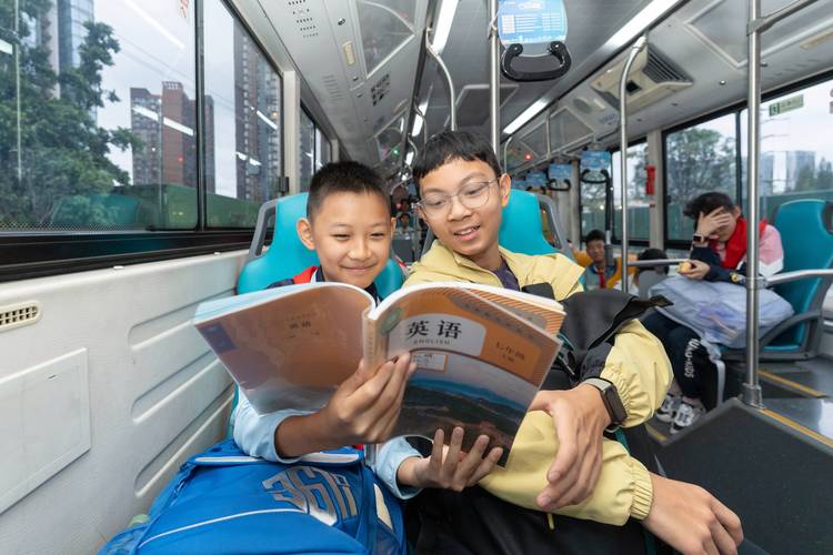 福州通学专线:15条定制公交送娃上学,覆盖小学初高中(图2) 福州通学专线:15条定制公交送娃上学,覆盖小学初高中(图2)