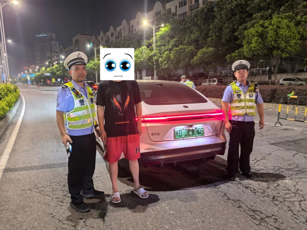 福州交警国庆夜查曝光!多名酒驾司机当街被抓,车主速自查(图10) 福州交警国庆夜查曝光!多名酒驾司机当街被抓,车主速自查(图10)