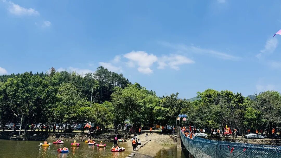 央视点赞福州假期,连江养殖、梅古镇与两马电商受关注(图28) 央视点赞福州假期,连江养殖、梅古镇与两马电商受关注(图28)