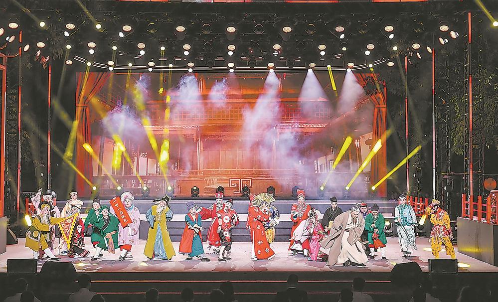 2026闽南戏剧周看什么?泉州14天超200场演出,新加坡演员也来唱戏(图3) 2026闽南戏剧周看什么?泉州14天超200场演出,新加坡演员也来唱戏(图3)