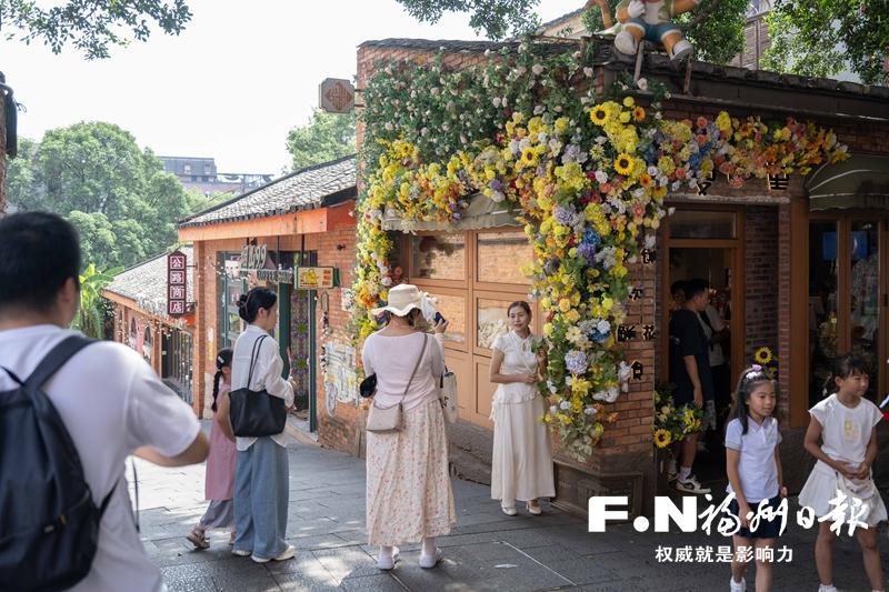 福州烟台山石厝教堂在哪？隔着围栏也能拍的百年老洋房，小众打卡攻略(图1)