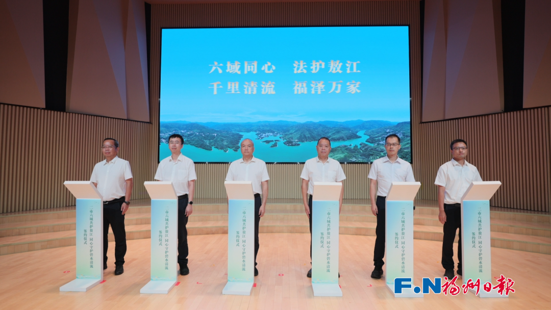 闽江生态巨变!从养猪村到网红蓝喉蜂虎观赏地(图4) 闽江生态巨变!从养猪村到网红蓝喉蜂虎观赏地(图4)