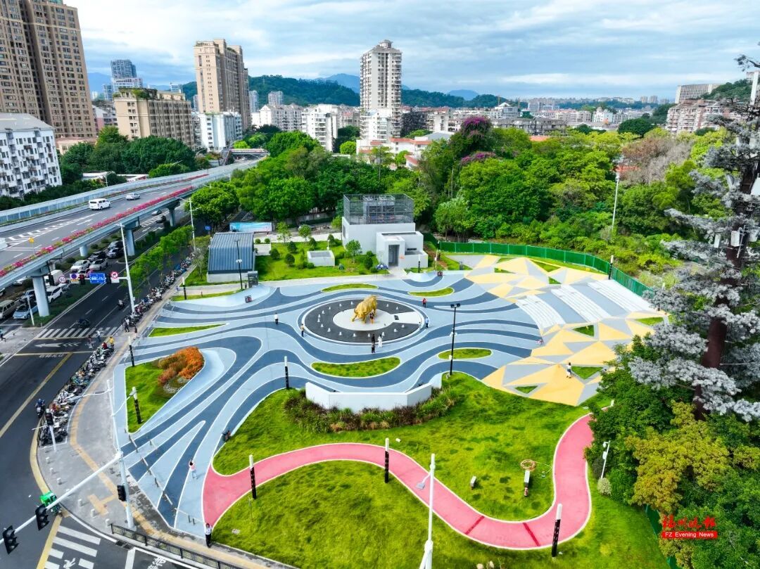 福州金牛山公园入口广场开放,6吨金牛雕塑亮相(图7) 福州金牛山公园入口广场开放,6吨金牛雕塑亮相(图7)