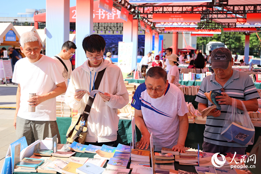 2026厦门五一书市开摊攻略，3.5万册好书怎么挑(图2)