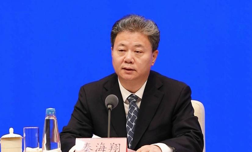 福州一把手换人:省委书记赵龙出席,秦海翔接替郭宁宁任福州市委书记(图2) 福州一把手换人:省委书记赵龙出席,秦海翔接替郭宁宁任福州市委书记(图2)