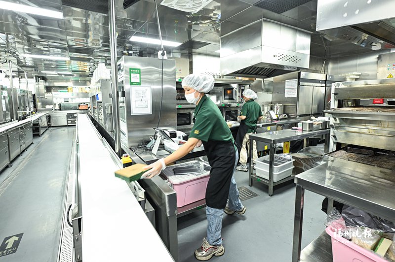福州社会零售总额增幅全省第一,2026前8月数据解读(图2) 福州社会零售总额增幅全省第一,2026前8月数据解读(图2)