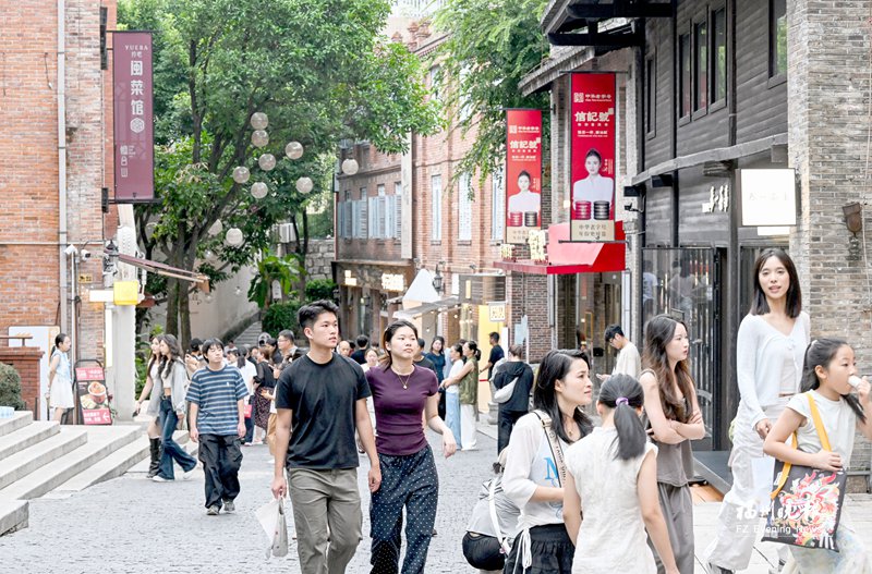 福州社会零售总额增幅全省第一,2026前8月数据解读(图4) 福州社会零售总额增幅全省第一,2026前8月数据解读(图4)