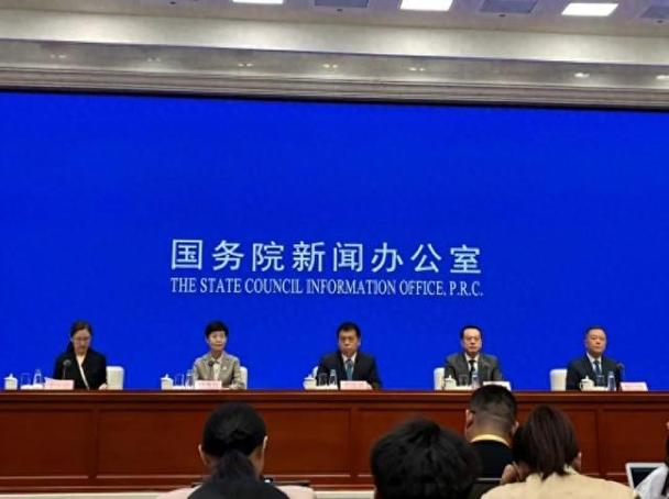 政协召开卫生座谈会,沈跃跃解读十五五健康中国新规划(图2) 政协召开卫生座谈会,沈跃跃解读十五五健康中国新规划(图2)