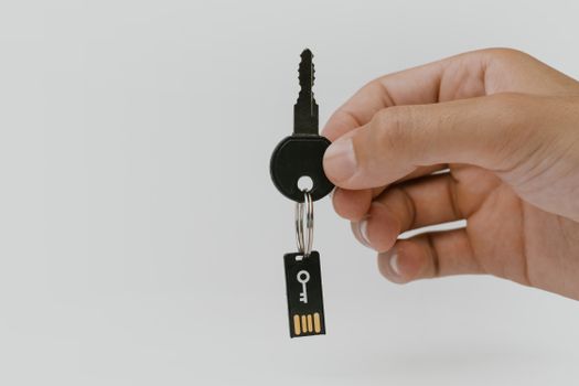 防伪新技术O-KEY:让假货永久成为历史(图1) 防伪新技术O-KEY:让假货永久成为历史(图1)