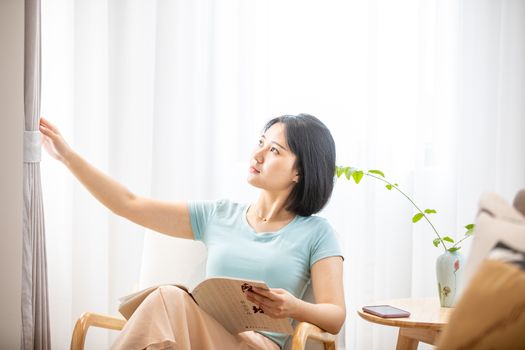 优化后的标题:揭秘女性安全感:非物质,而是这三要素(图1) 揭秘女性安全感:非物质,而是这三要素(图1)