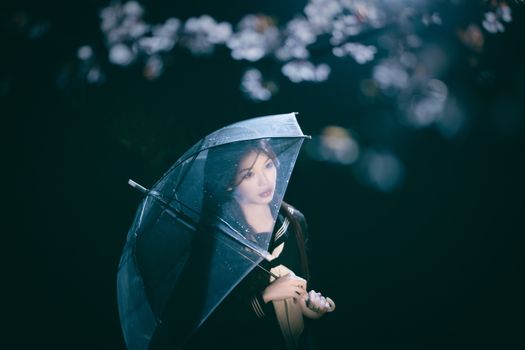 大写的服气!暴雨中筷子豪情又挺住了(图1) 大写的服气!暴雨中筷子豪情又挺住了(图1)