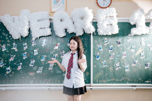 在短视频平台抹黑对手 一服装商家被判赔8万元(图1) 在短视频平台抹黑对手 一服装商家被判赔8万元(图1)