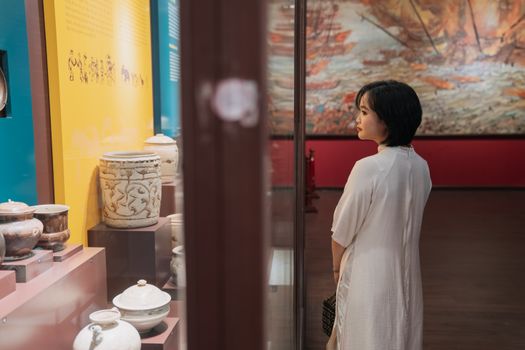 “鉴往知远”新时代考古成果展在中国国家博物馆开幕(图1) “鉴往知远”新时代考古成果展在中国国家博物馆开幕(图1)
