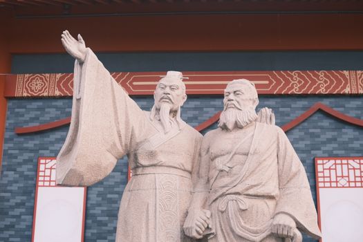 袁鹰——生正逢辰,侧记风云《中国新闻周刊》(图1) 袁鹰——生正逢辰,侧记风云《中国新闻周刊》(图1)