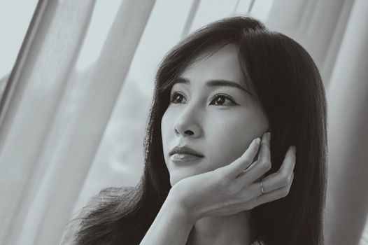 林心如和霍建华在一家3口复出,与霍建华有关!(图1) 林心如和霍建华在一家3口复出,与霍建华有关!(图1)
