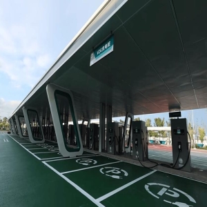 合肥建成国内首座车网互动示范站 充电5分钟续航200公里