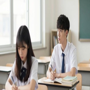 暗恋怎么让对方也喜欢你？多用曝光效应和眼神暗示