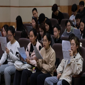 福州大学城青春歌会启幕，全国高校师生同台唱响校园原创歌曲